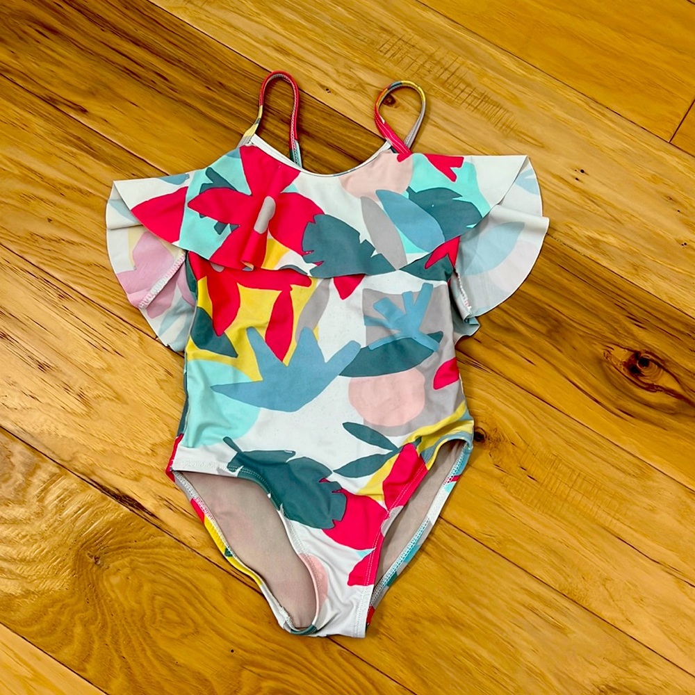 Tea Collection suit Size 5